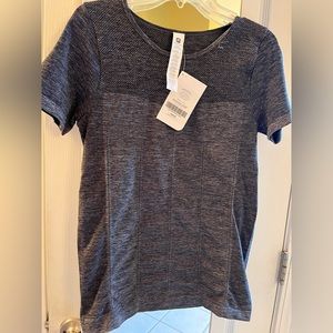 Fabletics Delta short sleeve Sweat Free